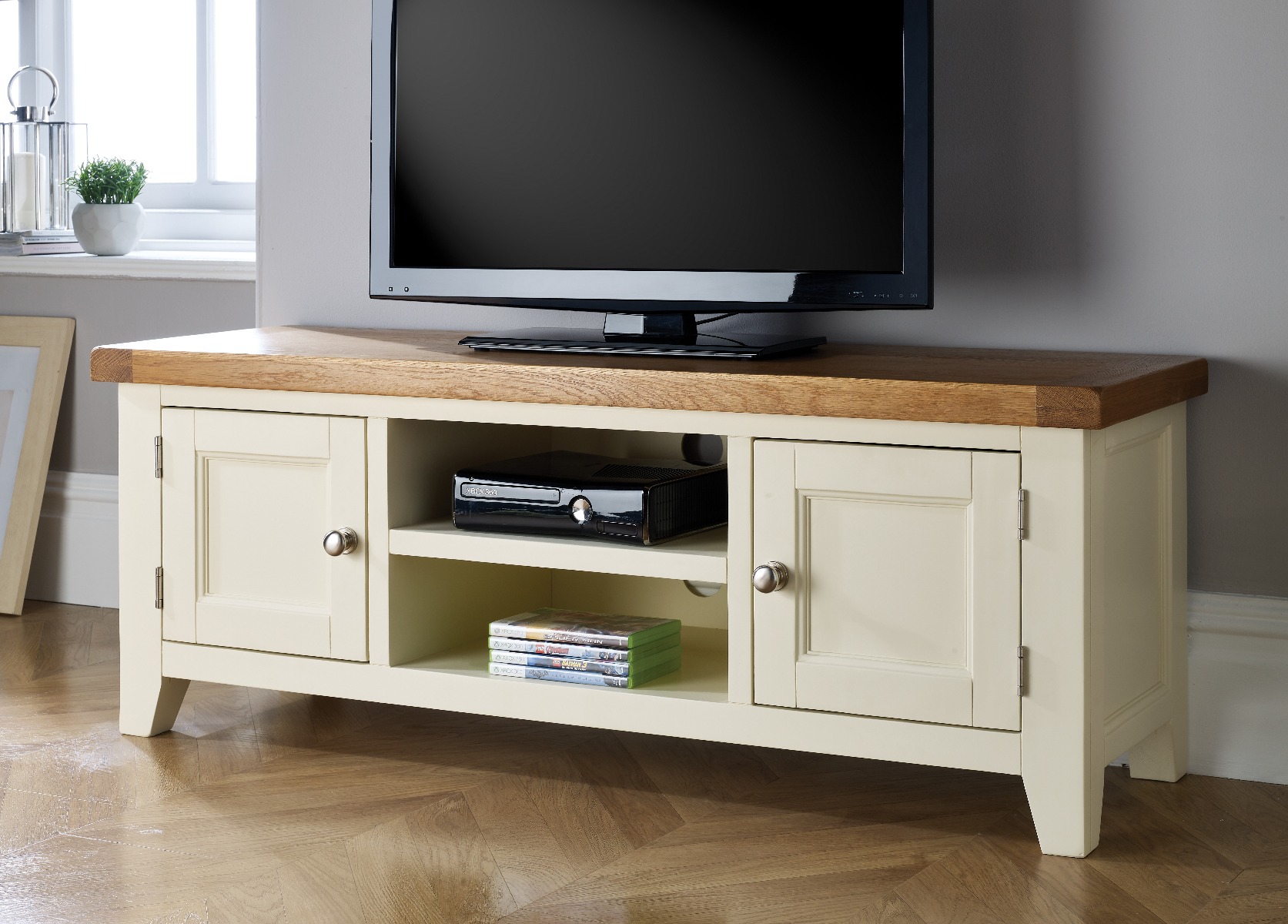 TV Cabinet